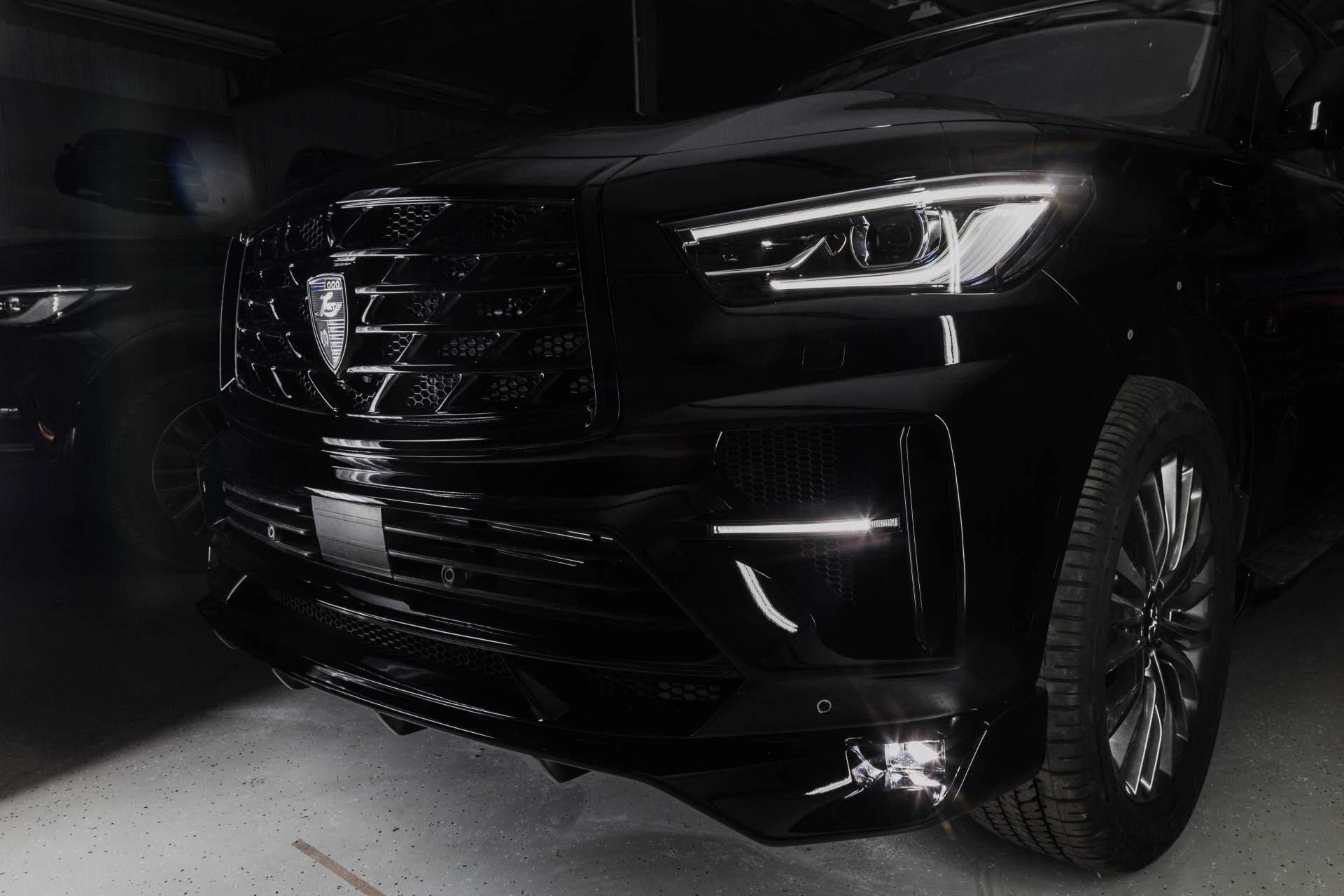 Larte-Design-LR5-for-Infiniti-QX80-4 Larte Design’s LR5 Kit Makes The Infiniti QX80 Look Bad To The Bone
