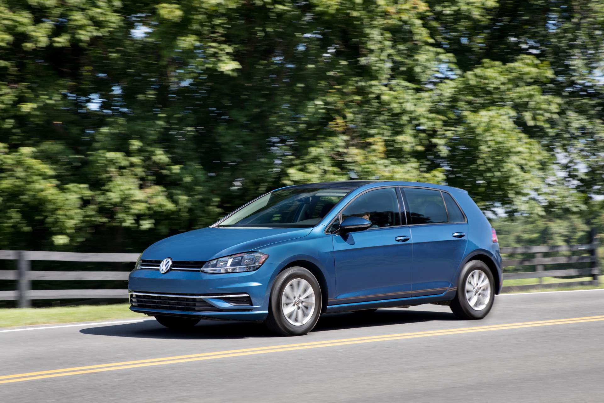 2018-VW-Golf-6 2019 VW Golf Will Reportedly Lose 23 HP By Downsizing To Jetta Engine