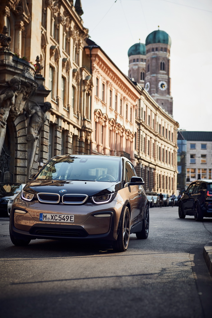 2019-bmw-i3-9 BMW i2 Small EV May Launch In 2024 For Under $34,000 On Joint Platform With Daimler