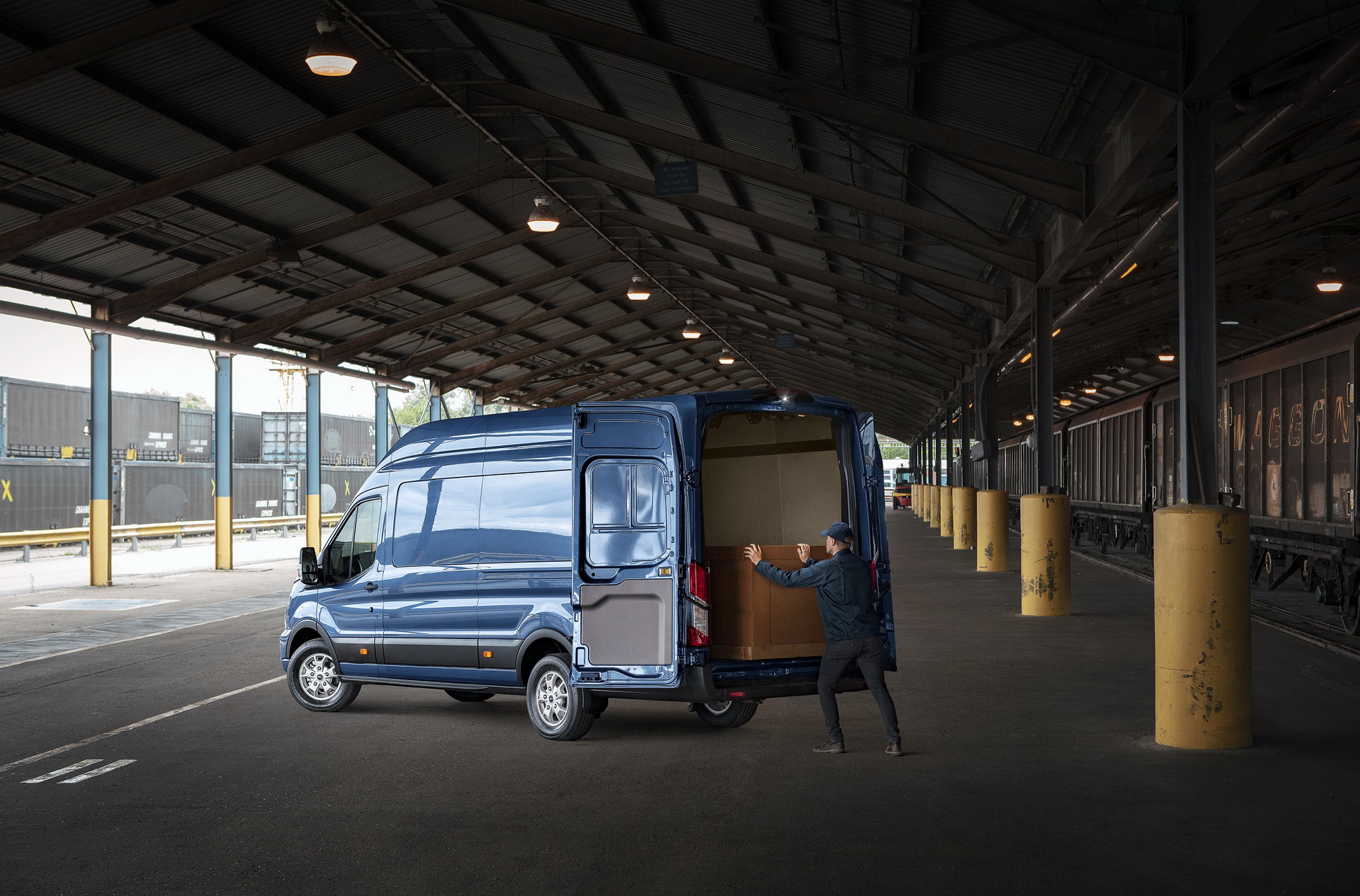 ford-all-new-transit-two-tonne-custom-connect-5 Ford Unveils All-New Transit Two-Tonne, Connect And Custom Vans