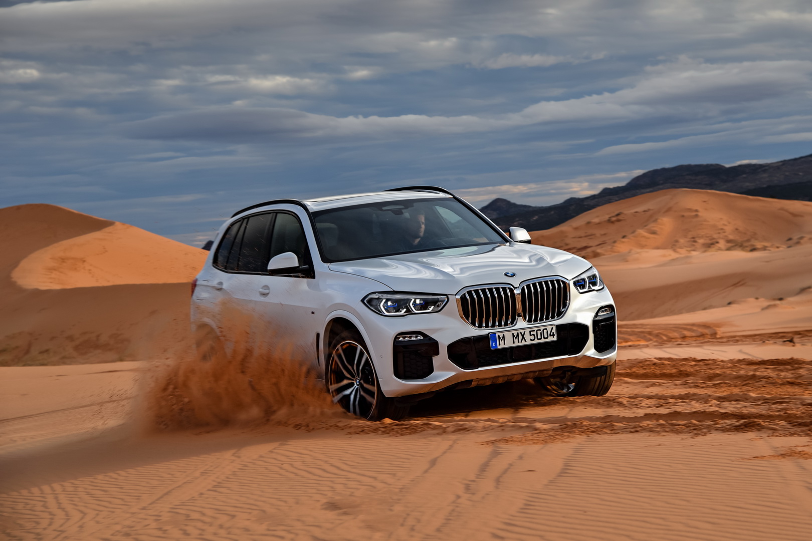 2019-bmw-x5-3 BMW’s Paris Auto Show Lineup Announced, Includes New Z4, 8-Series Models