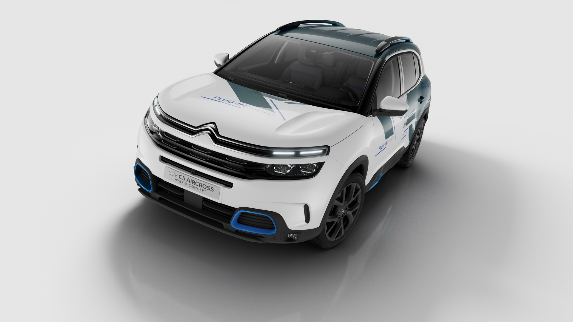 Citroen-C5-Aircross-PHEV-01 Citroen C5 Aircross Plug-In Hybrid Concept To Lead Brand’s Paris Show Display