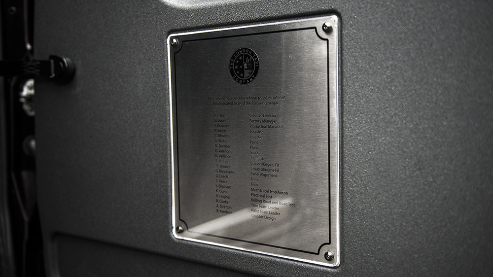 London Taxi-10 Kahn Upgrades The Iconic TX4 London Taxi To Rolls-Royce Standards Of Luxury