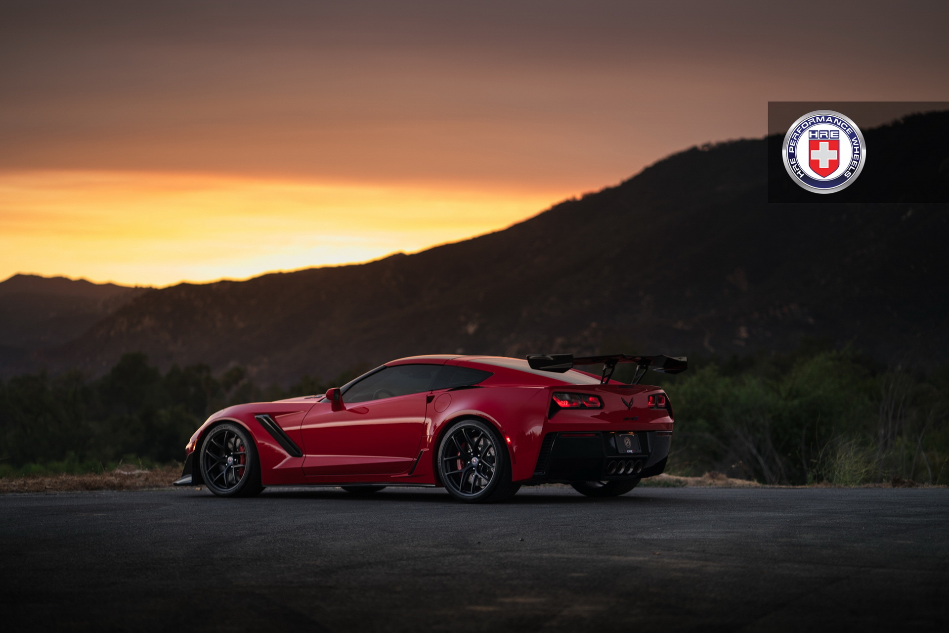 hre-corvette-zr1-red-6 Long Beach Red Corvette ZR1 Puts On Satin Black Wheels For Sunset Pose
