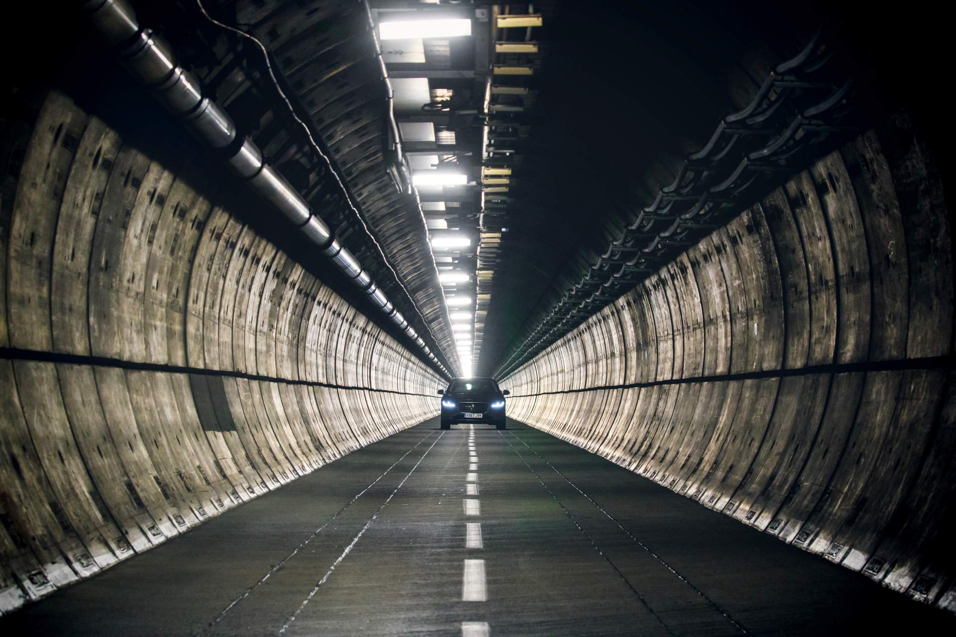 2019-Jaguar-I-Pace-16 2019 Jaguar I-Pace Drives 229 Miles From London To Brussels On One Charge