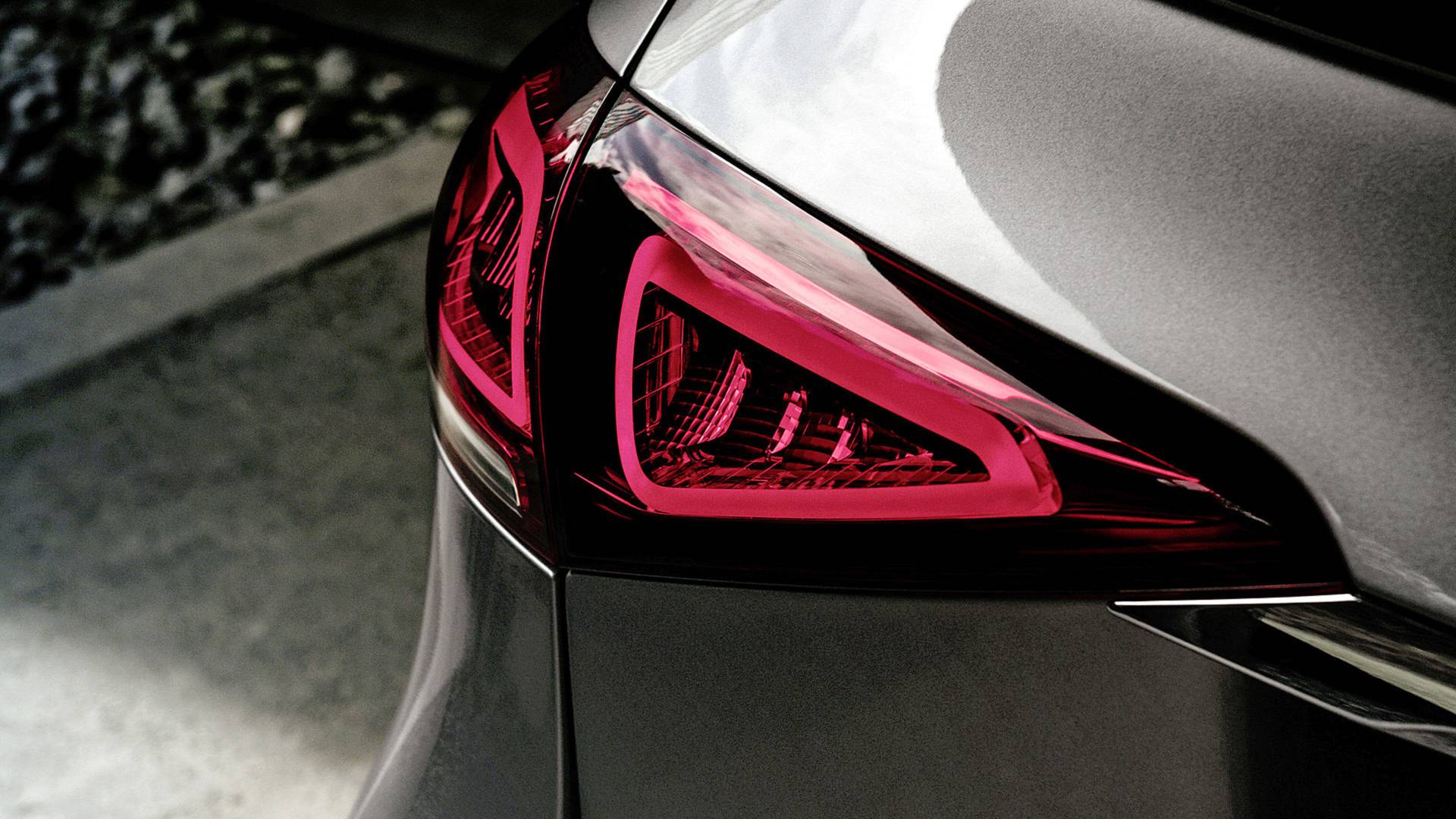 Mercedes-Benz-GLE-39 2019 Mercedes-Benz GLE Is Here With More Space, New Tech And Looks