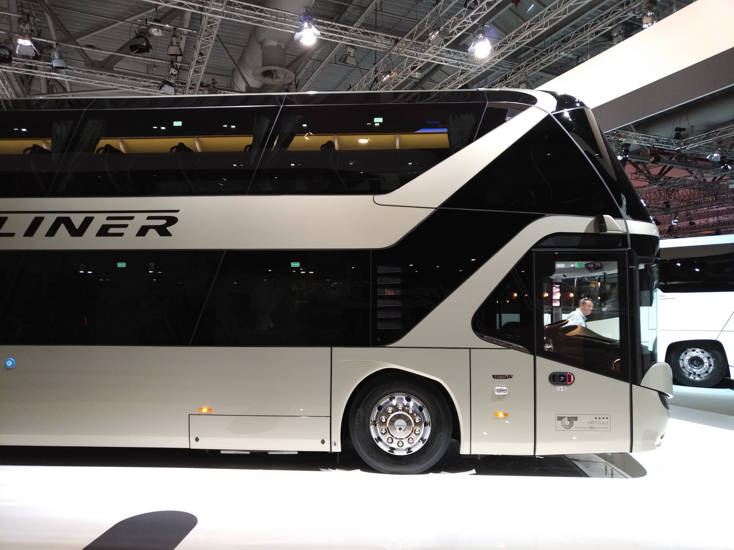 traton-group-2018-iaa-122 VW Truck & Bus Becomes TRATON Group, Wants To Revolutionize Global Transportation
