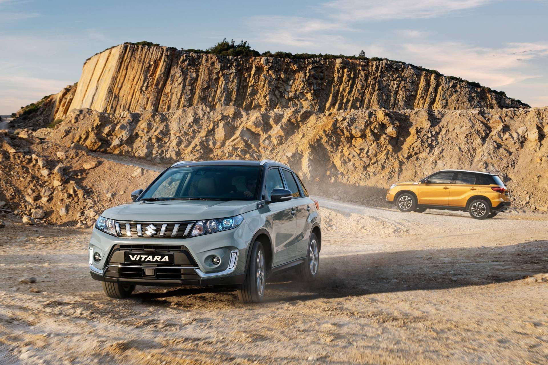 2019-Suzuki-Vitara-29 Suzuki Drops More Photos Of 2019 Vitara, Prices It From €18,650 In Germany