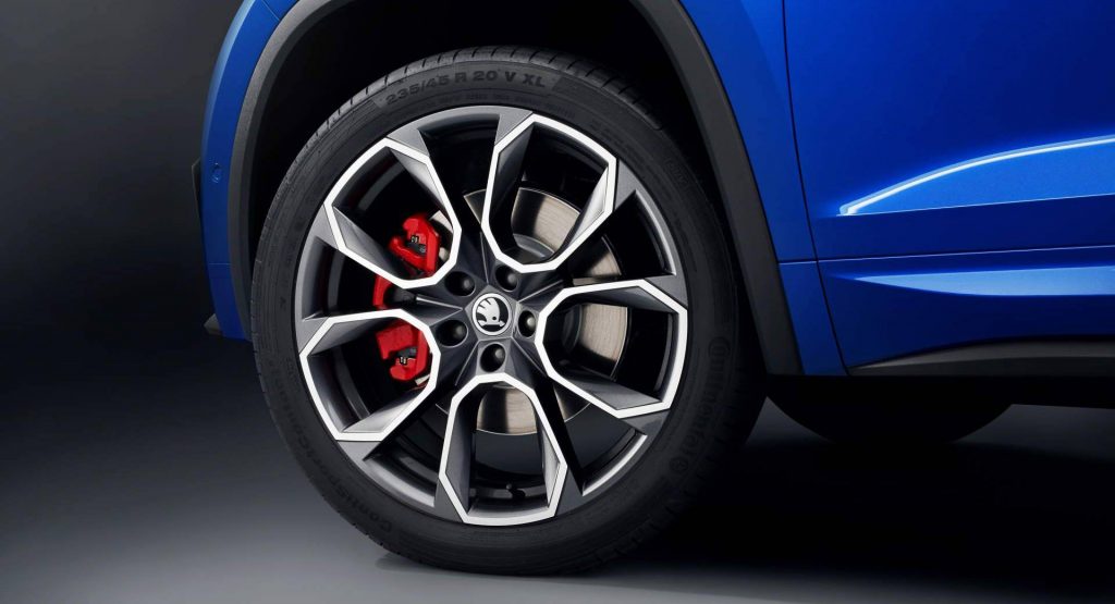  Skoda Kodiaq RS Shows Off Standard 20-Inch Alloys, Black Accents