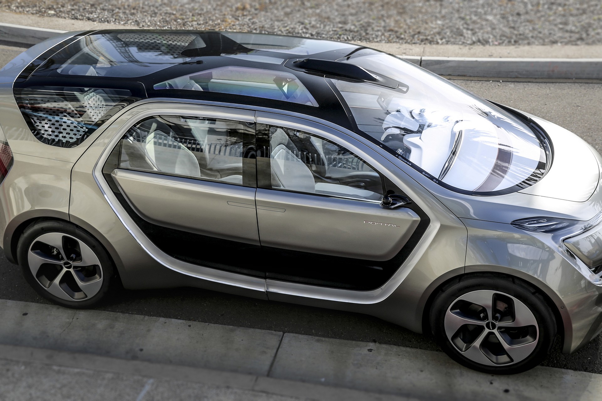 Chrysler Portal Concept-11 Chrysler Portal Concept Reportedly Going Into Production In 2020
