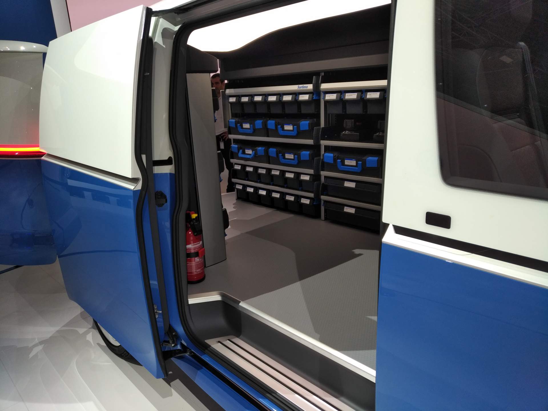 VW-ID-Buzz-Cargo-Concept-at-Hannover-CV-Show-21 VW I.D. Buzz Cargo Concept Previews All-Electric Van With 550Km Range