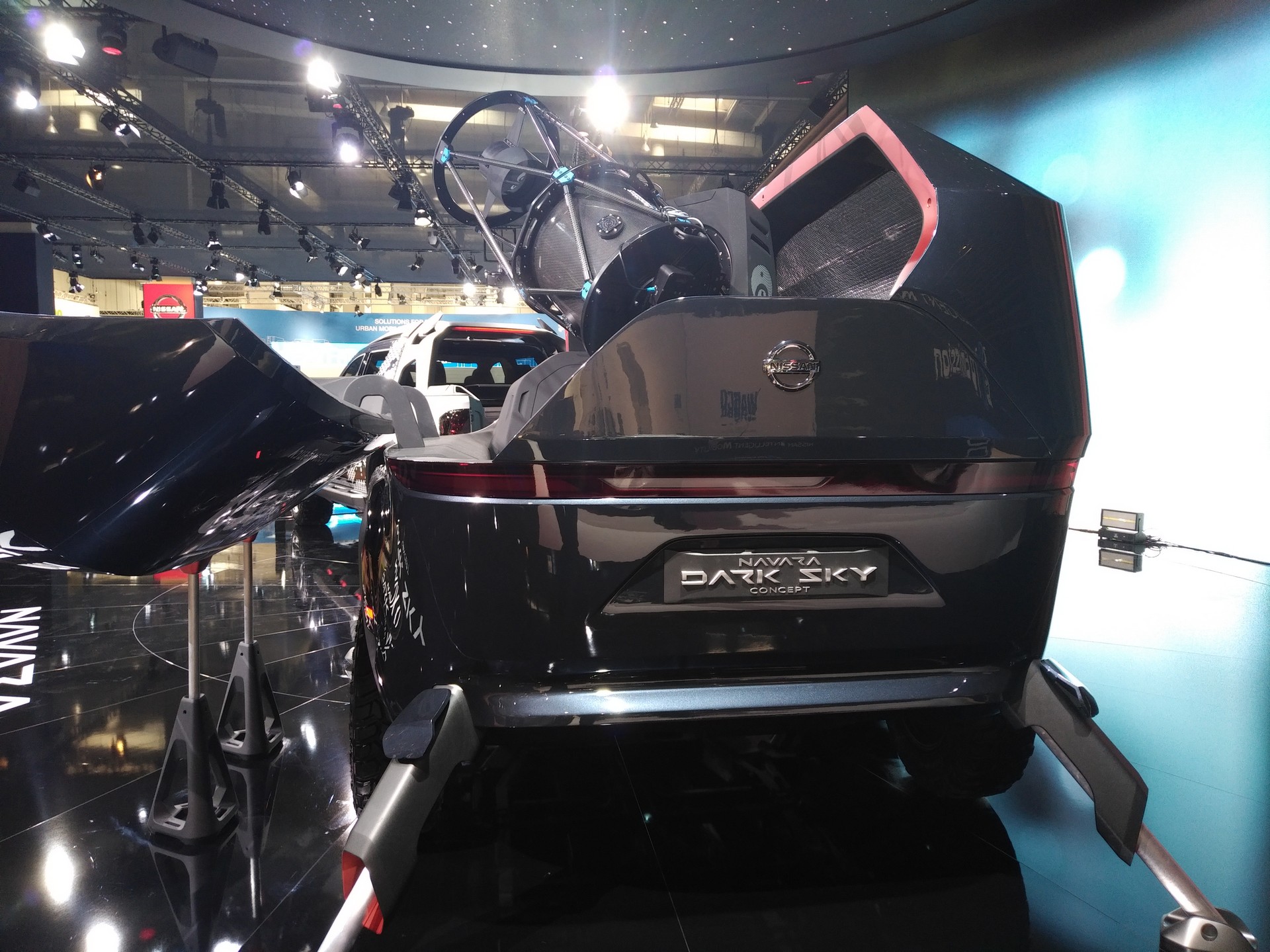 Navara Dark Sky concept-58 Nissan Navara Dark Sky Concept Packs Plenty Of Star Power Thanks Its To Observatory-Class Telescope