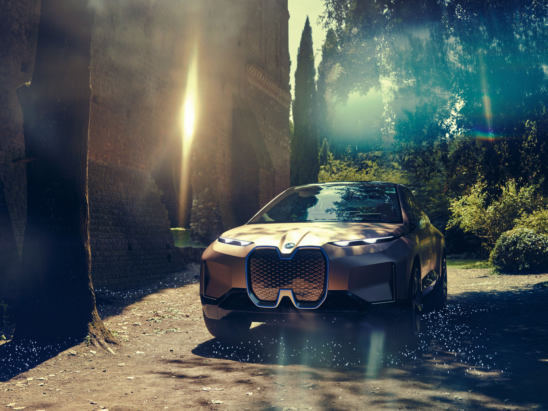 bmw-vision-inext-026 BMW Vision iNext Shows The Way Forward For A New Electric SUV