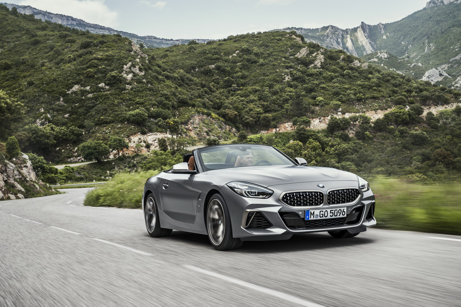 2019-bmw-z4-15 BMW’s Paris Auto Show Lineup Announced, Includes New Z4, 8-Series Models