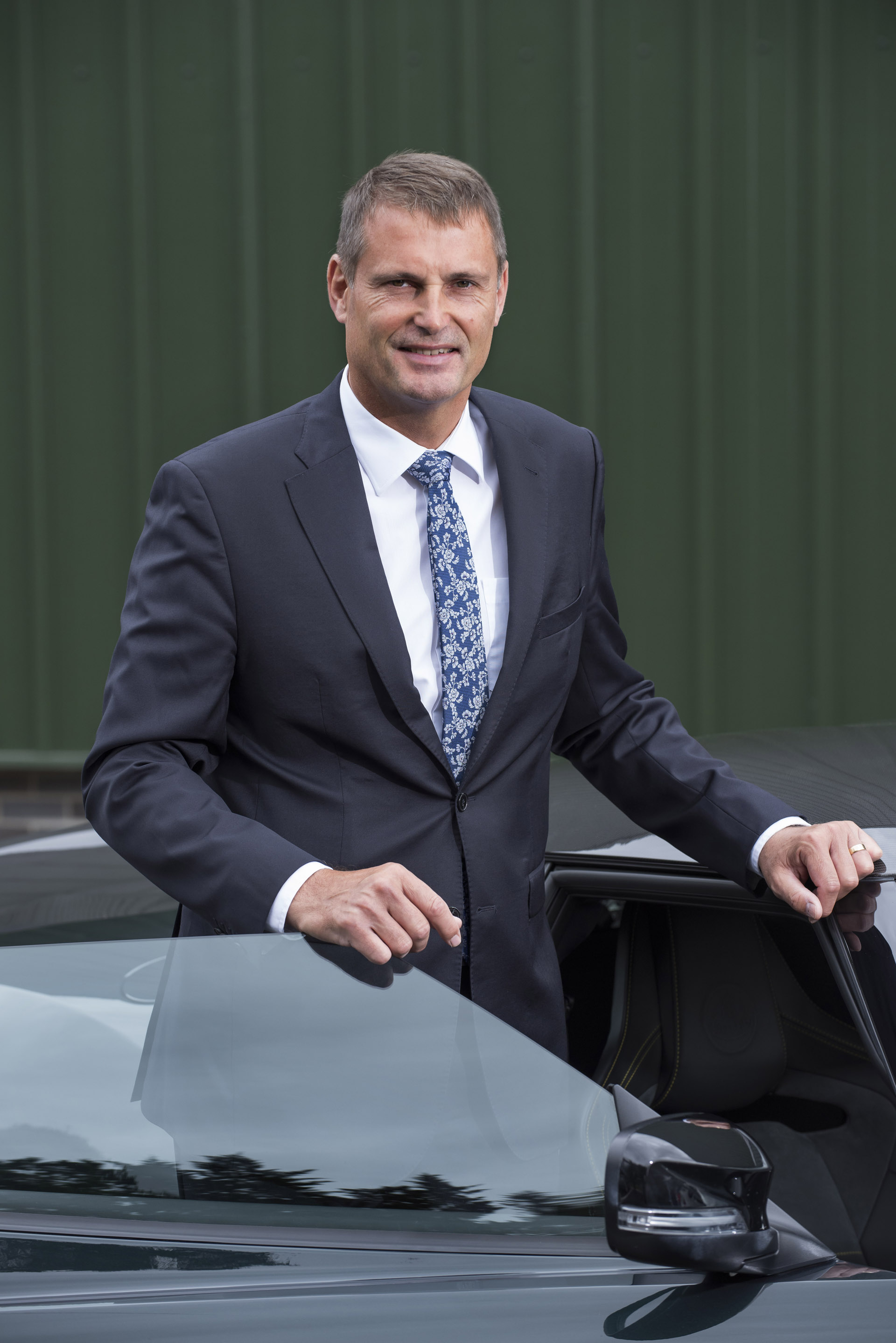 phil-popham Geely Appoints Former JLR Exec Phil Popham As New Lotus Boss