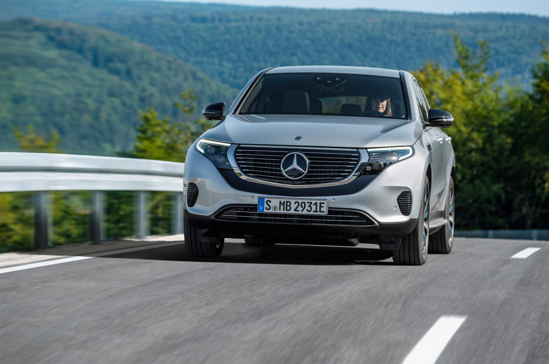 Mercedes Says EQC’s 200-Mile Range Is “Incorrect,” Releases New Estimate