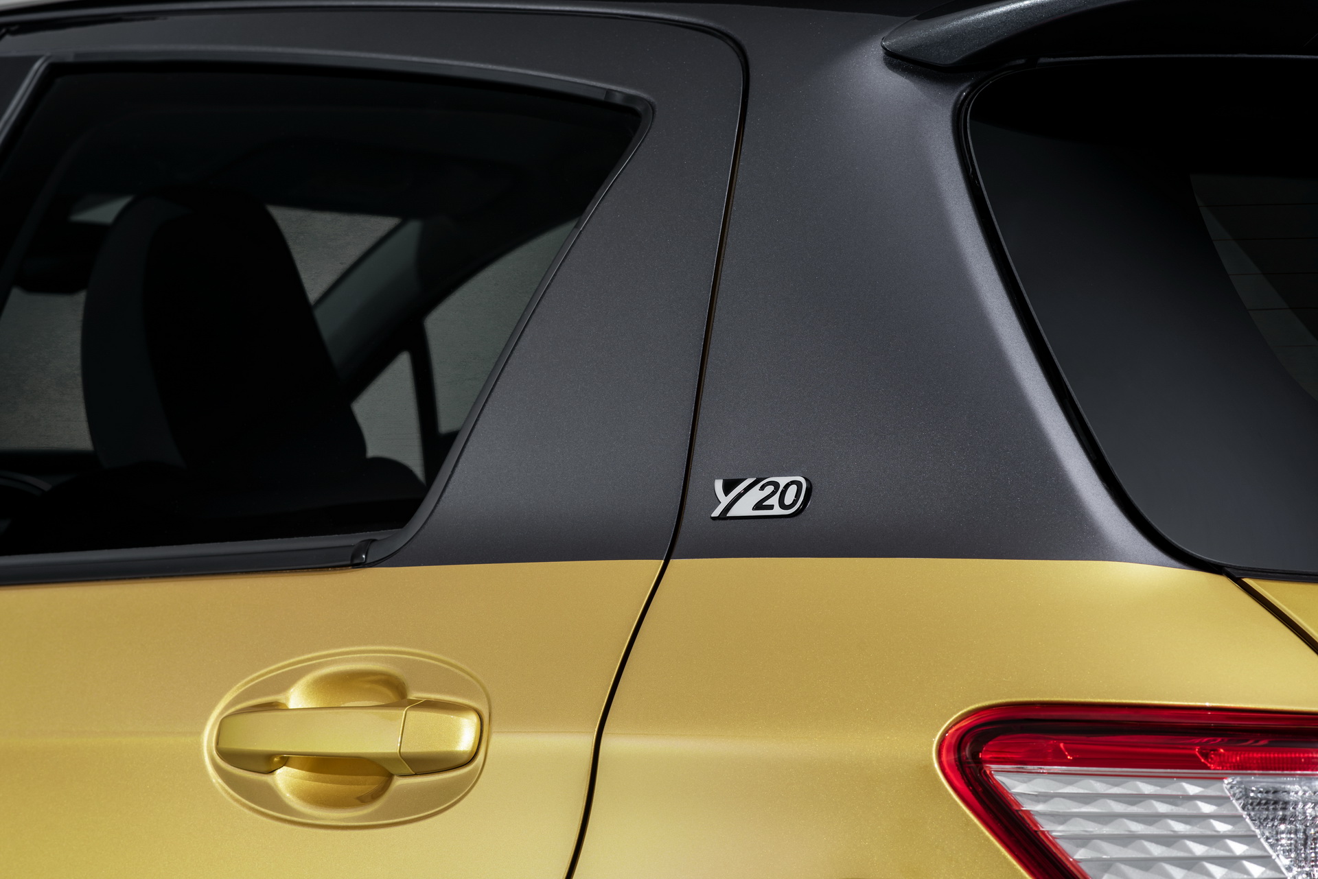 TOYOTA_YARIS_Y20_03 New Toyota Yaris GR Sport Wants To Be Fun And Engaging But There’s A Catch