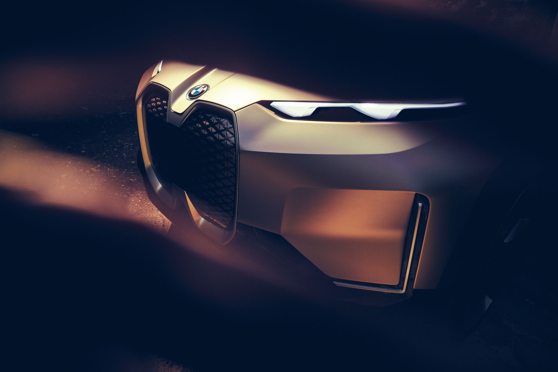 bmw-vision-inext-025 BMW Vision iNext Shows The Way Forward For A New Electric SUV