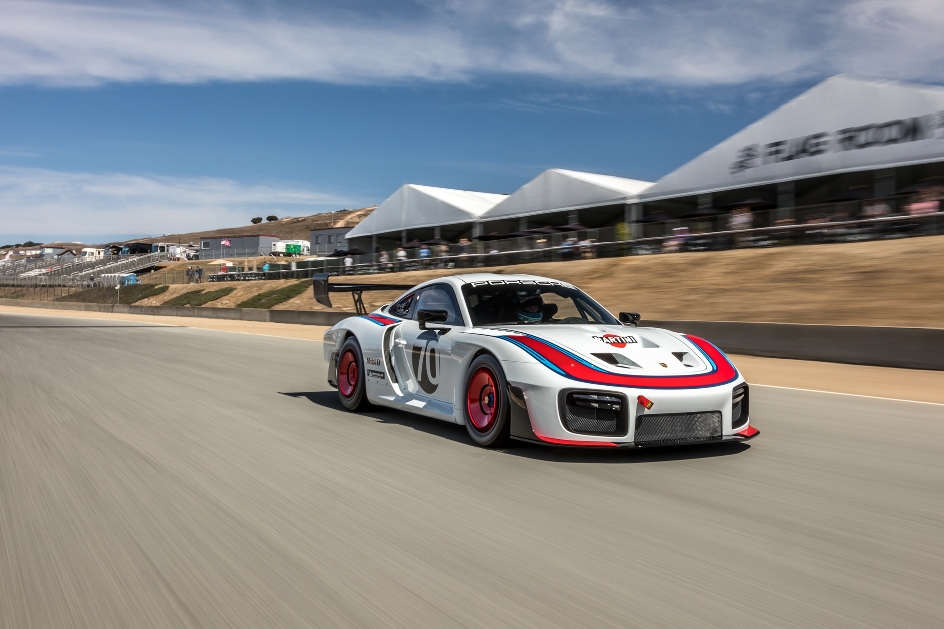 Porsche-935-01 Porsche’s New ‘Moby Dick’ 935 Clubsport Looks Spectacular In The Flesh
