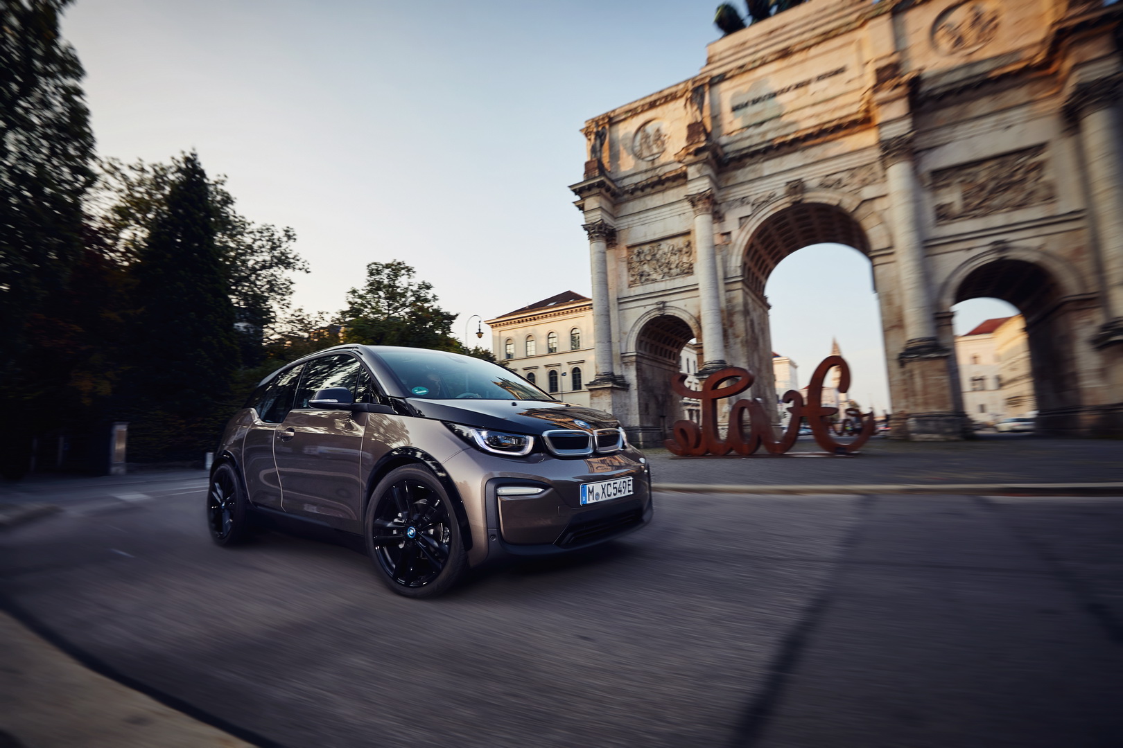 2019-bmw-i3-15 BMW’s New CEO Urges Employees To Chase Down Rivals