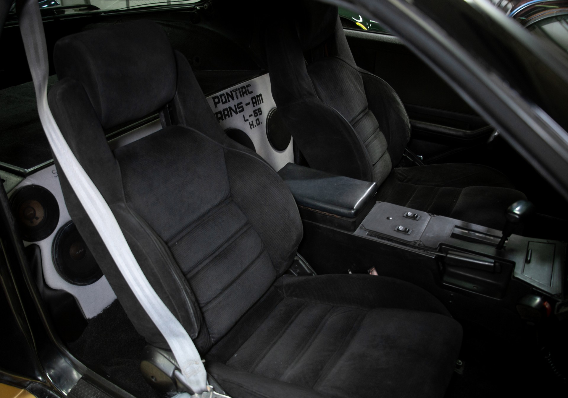 Burt Reynolds Auction-23 Burt Reynolds’ 1978 Pontiac Firebird Trans Am Is Going Up For Auction