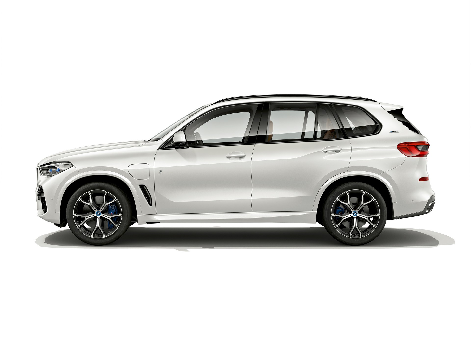 BMW X5 xDrive45e iPerformance-2 2019 BMW X5 xDrive45e iPerformance Debuts With More Power And Longer Electric Range