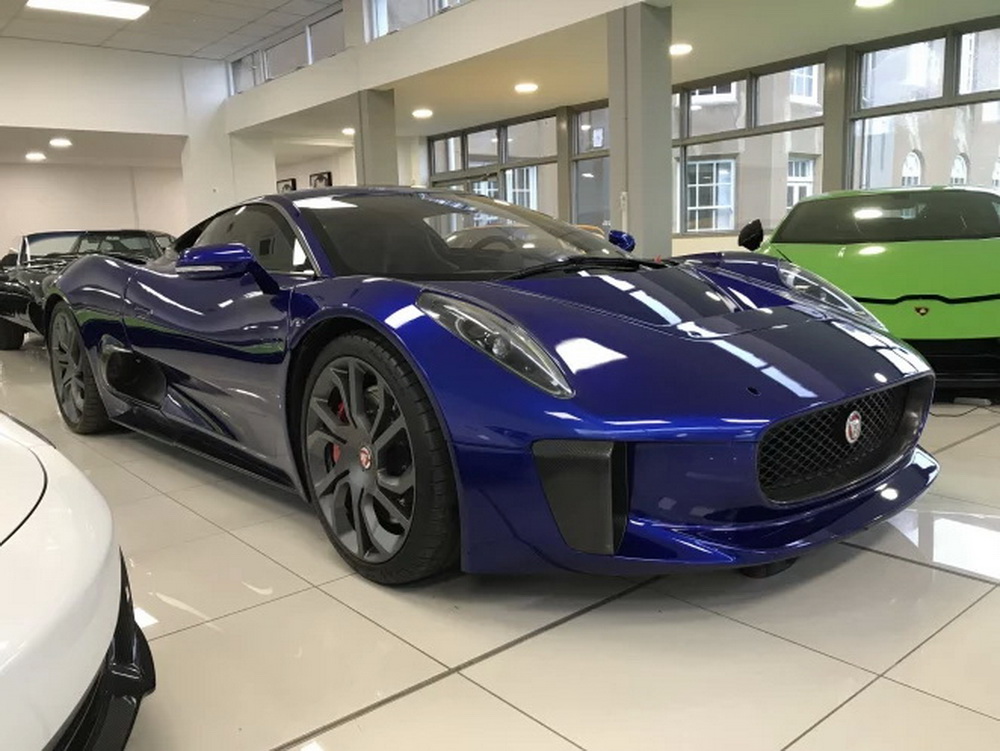 Jaguar-CX75-05 Become A Real-Life Bond Villain With An Original Jaguar C-X75 Spectre Stunt Car