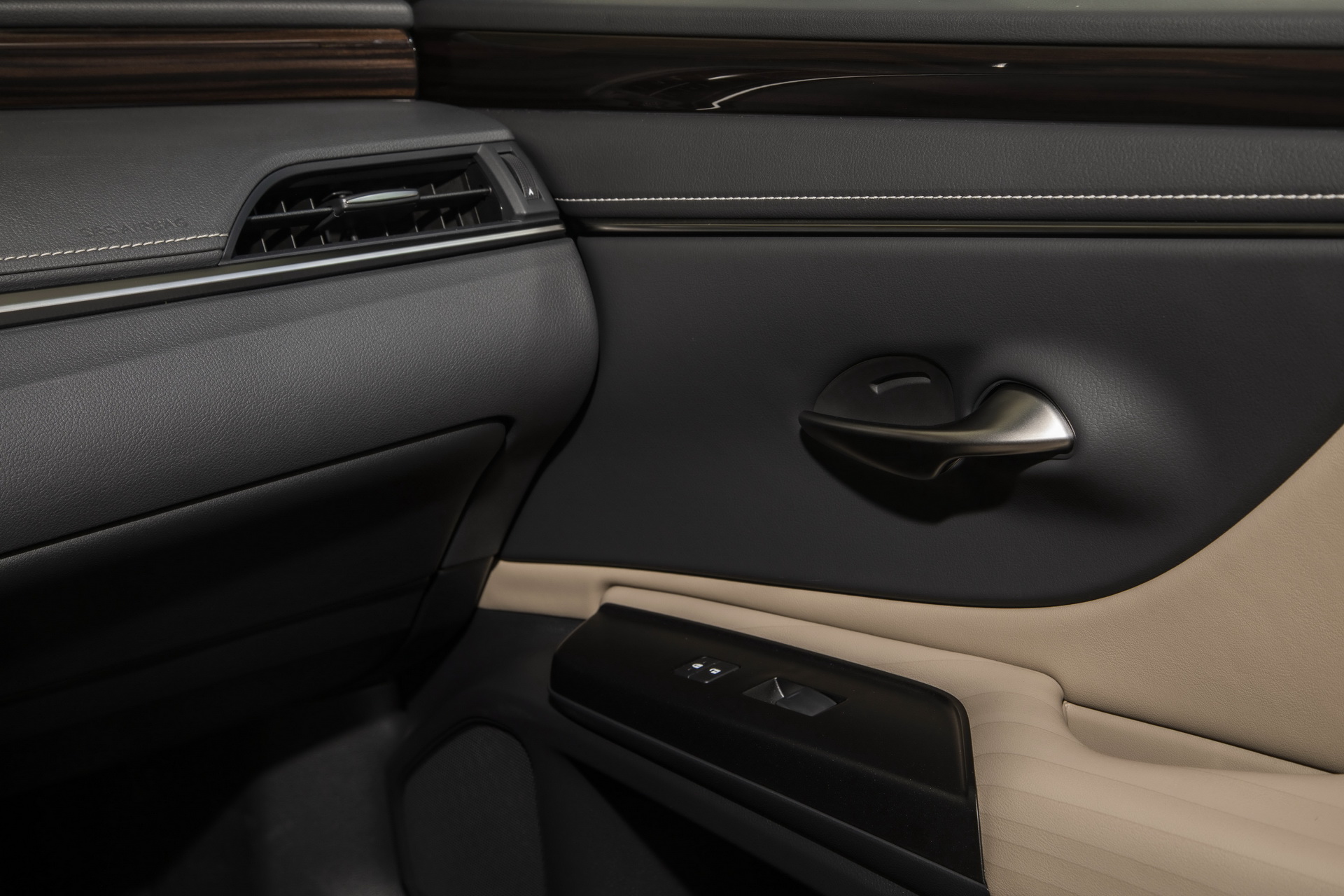 2019-Lexus-ES-16 Lexus ES Priced From £35,150 In The UK, Orders Open This October