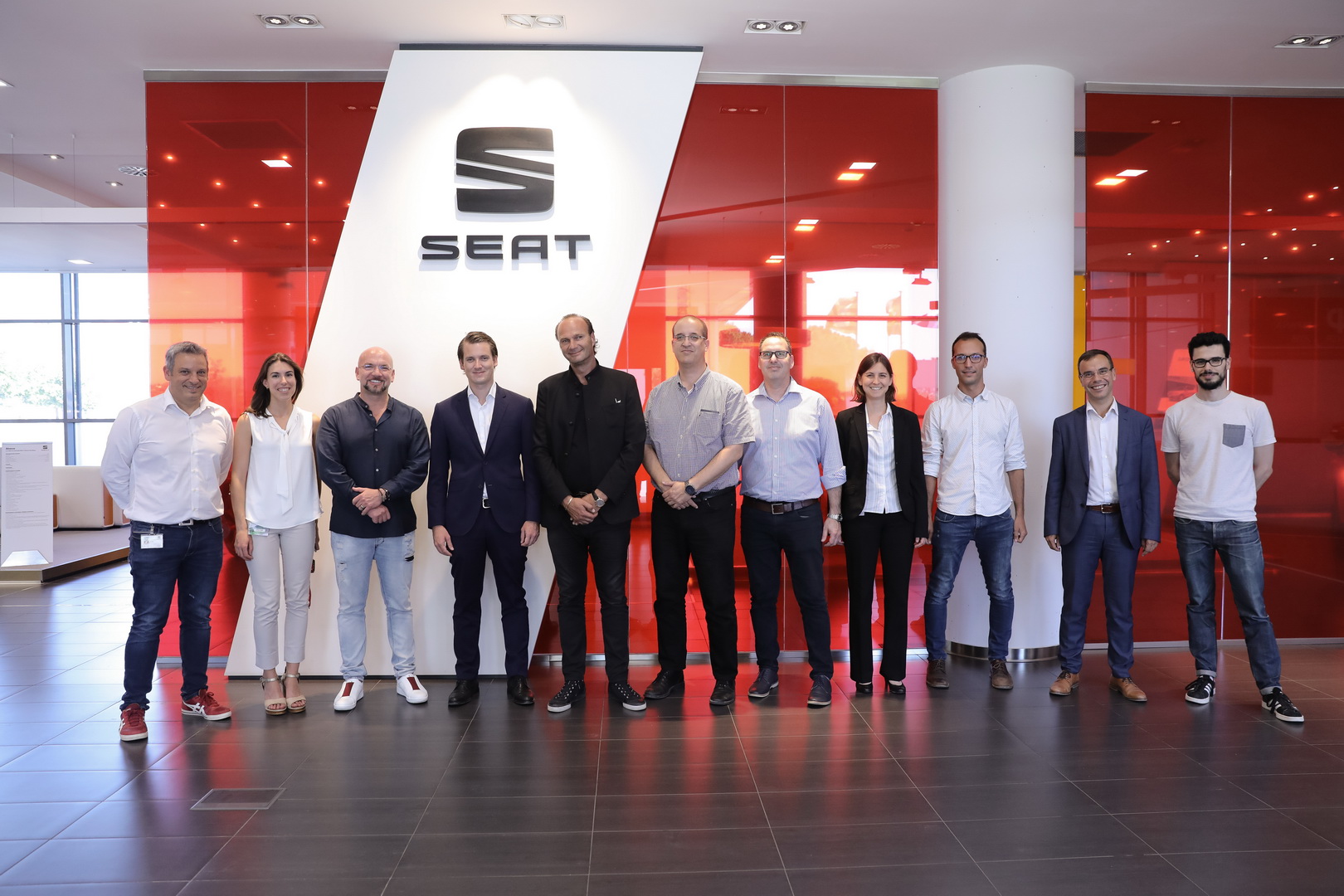 seat-noveto-sound-system-tech-4 SEAT’s Revolutionary Tech Sends Sounds Directly To Ears