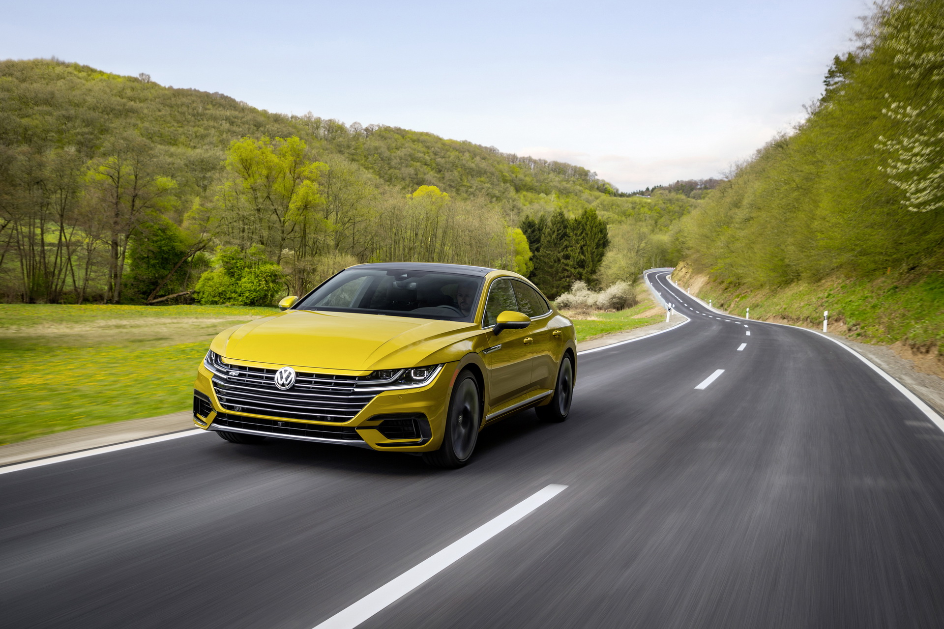 2018-VW-Arteon-06 VW Pushes US Launch Of Arteon To Early 2019 Due To Emission Regulations