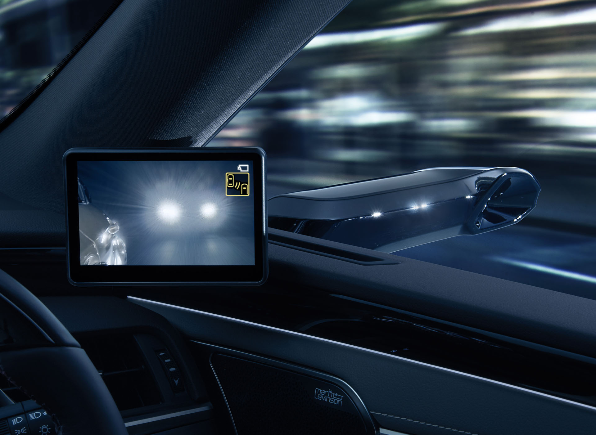 Lexus-ES-DigitalOuterMirrors-08 Lexus Beats Audi And Becomes First To Put Digital Side-View Cameras Into Production