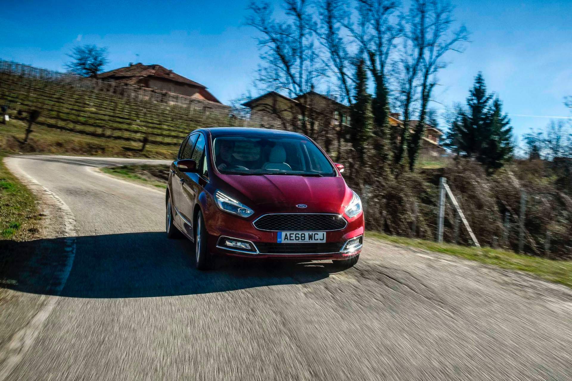 2019-Ford-S-Max-1 Ford Gives 2019 S-Max And Galaxy New Diesels, Eight-Speed Auto
