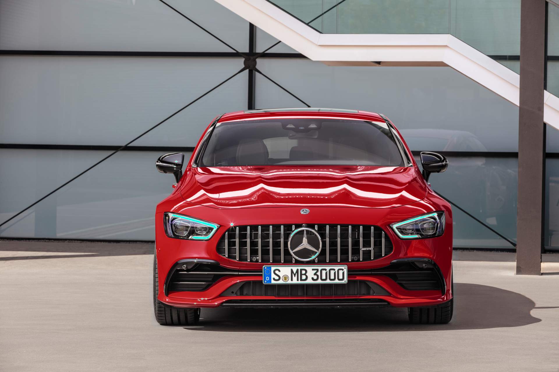 Verkaufsstart für neue Mercedes-AMG GT 4-Türer Coupé Modelle: Sportwagen-Portfolio wächst weiter
Sales launch of the new Mercedes-AMG GT 4-door Coupé models: Sports car portfolio continues to grow The Most “Affordable” Mercedes-AMG GT 4-Door Costs €95,260