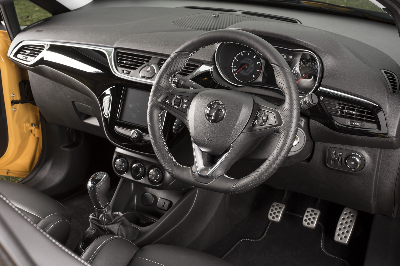 2019-vauxhall-corsa-gsi-17 Explore The New 148 HP Vauxhall Corsa GSi In 38 New Images