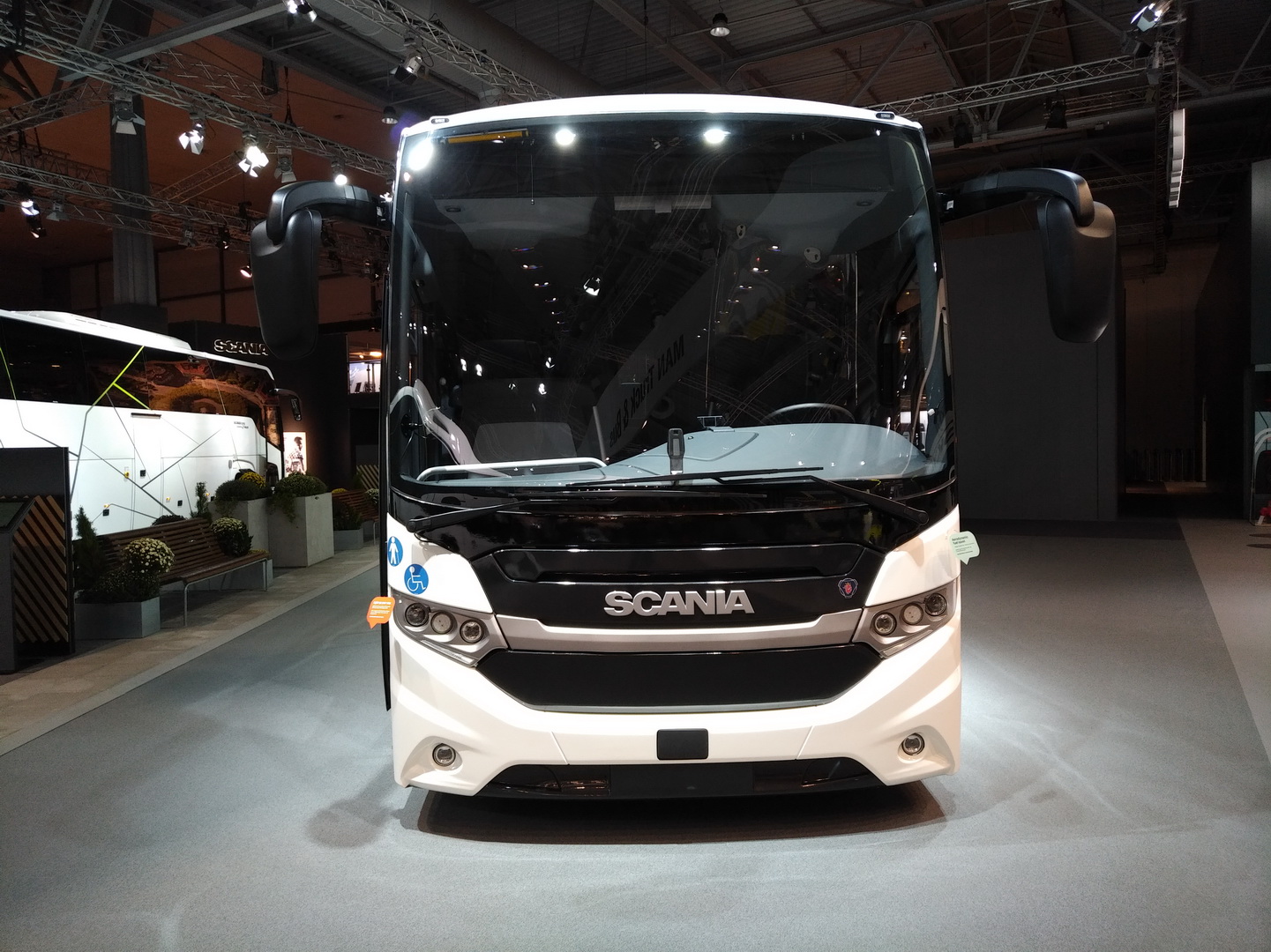 traton-group-2018-iaa-109 VW Truck & Bus Becomes TRATON Group, Wants To Revolutionize Global Transportation