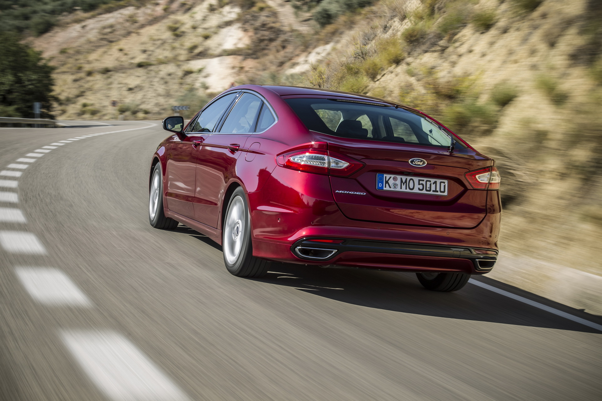 FordMondeo-02 Ford Dismisses Report On Europe Cuts, Says Mondeo Will Live On