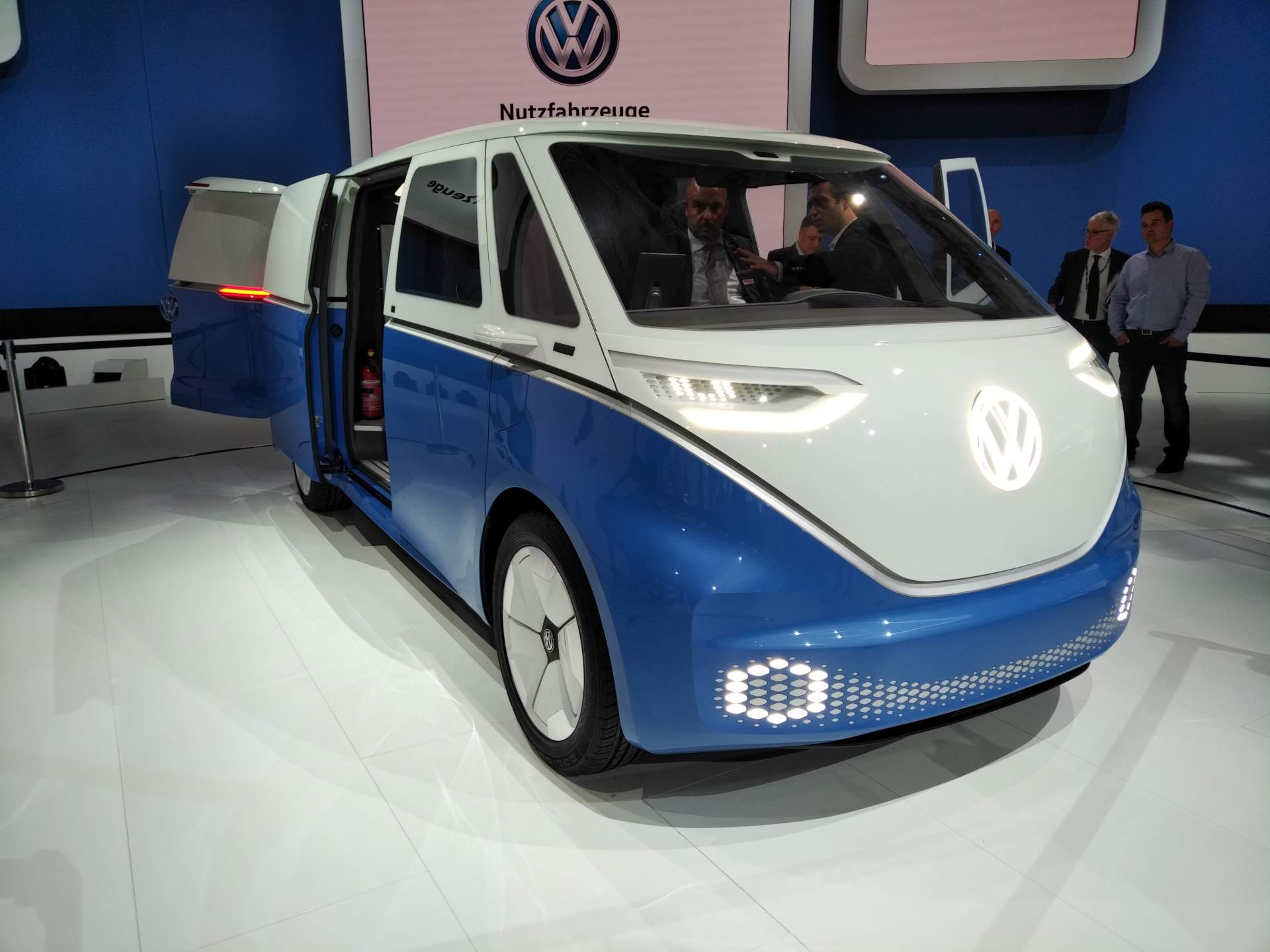 VW-ID-Buzz-Cargo-Concept-at-Hannover-CV-Show-2 VW I.D. Buzz Cargo Concept Previews All-Electric Van With 550Km Range