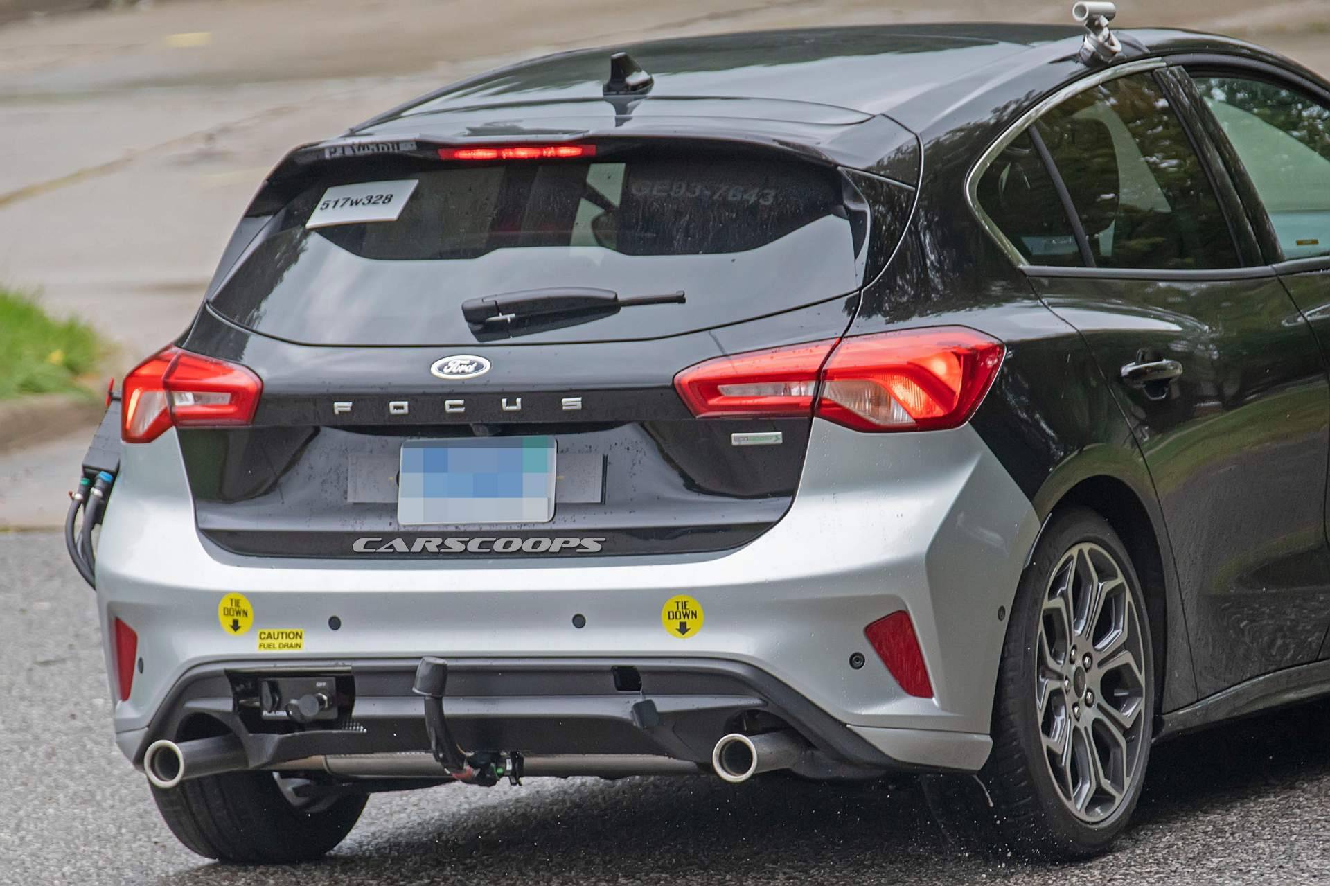 2019-Ford-Focus-ST-spy-shots-8 2019 Ford Focus ST Spotted In The U.S. With No Camo At All