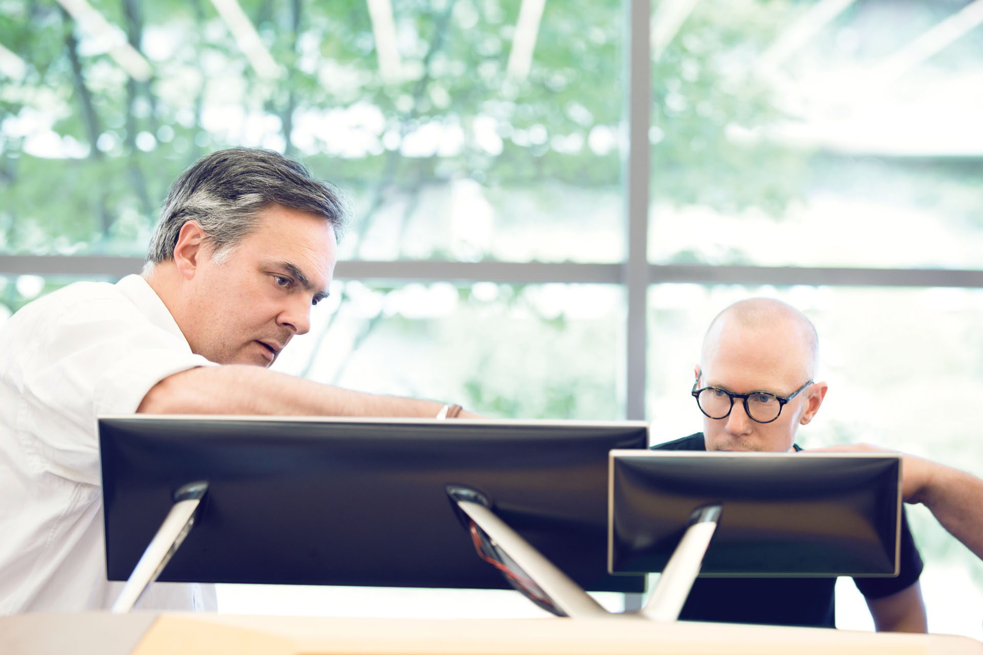 bmw-vision-inext-103 BMW Vision iNext Shows The Way Forward For A New Electric SUV