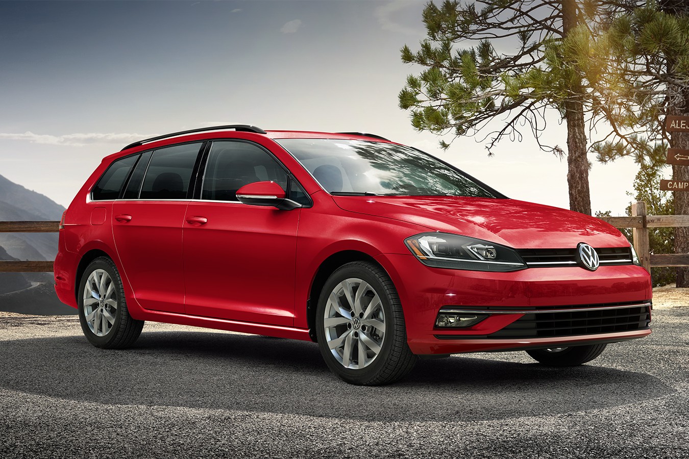 2019_Golf_SportWagen--8775 Canada Getting Base VW Golf Mk8, Will Keep Mk7 Wagons Through 2020