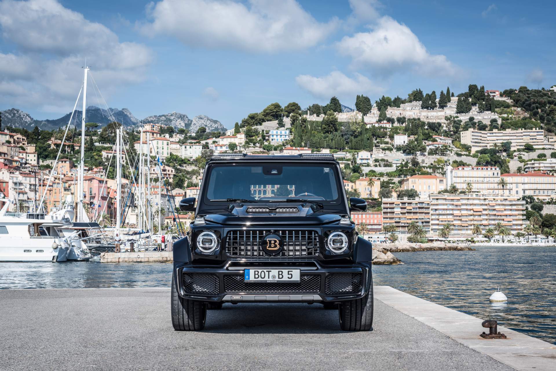 Brabus-700-Widestar-based-on-Mercedes-AMG-G63-56 New Brabus 700 Widestar Is What Stock Mercedes-AMG G63s Dream Of Becoming