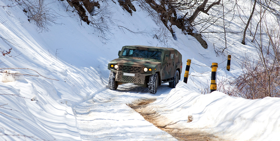 kia-kltv-002 Kia’s Light Tactical Vehicle Is More Hummer Than Telluride