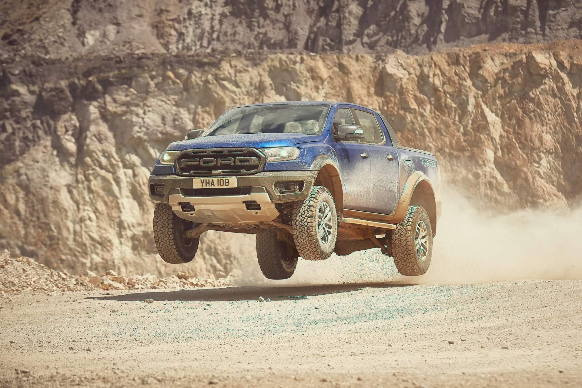 New Bad-Ass Ford Ranger Raptor is Coming to Europe – Ultimate Ford Drops Full Off-Road Specs For Euro-Spec 2019 Ranger Raptor