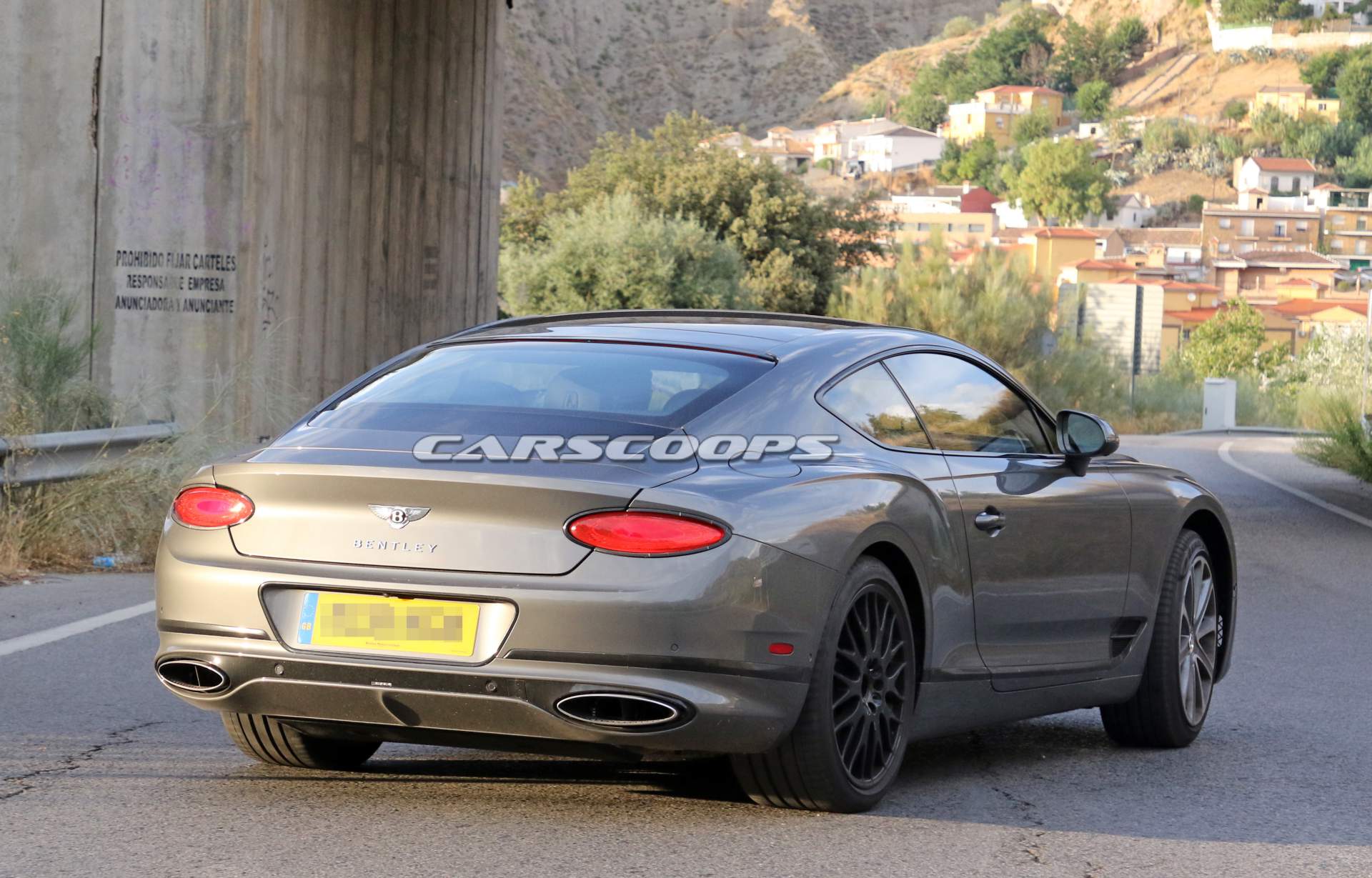 Bentley-Continental-GT-Speed-spy-shots-11 2020 Bentley Continental GT Speed Spied Mixing Wheel Sets