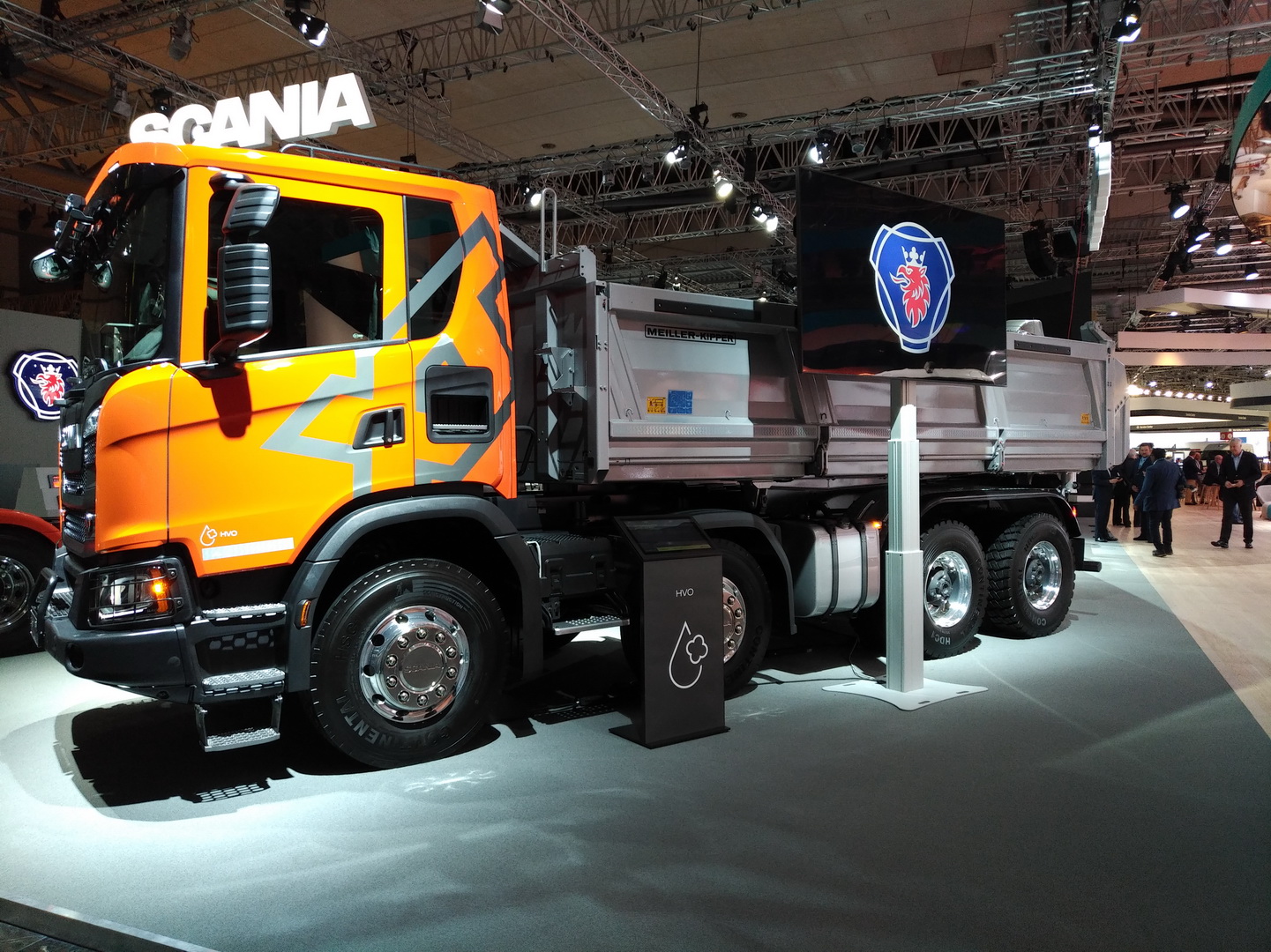 traton-group-2018-iaa-39 VW Truck & Bus Becomes TRATON Group, Wants To Revolutionize Global Transportation