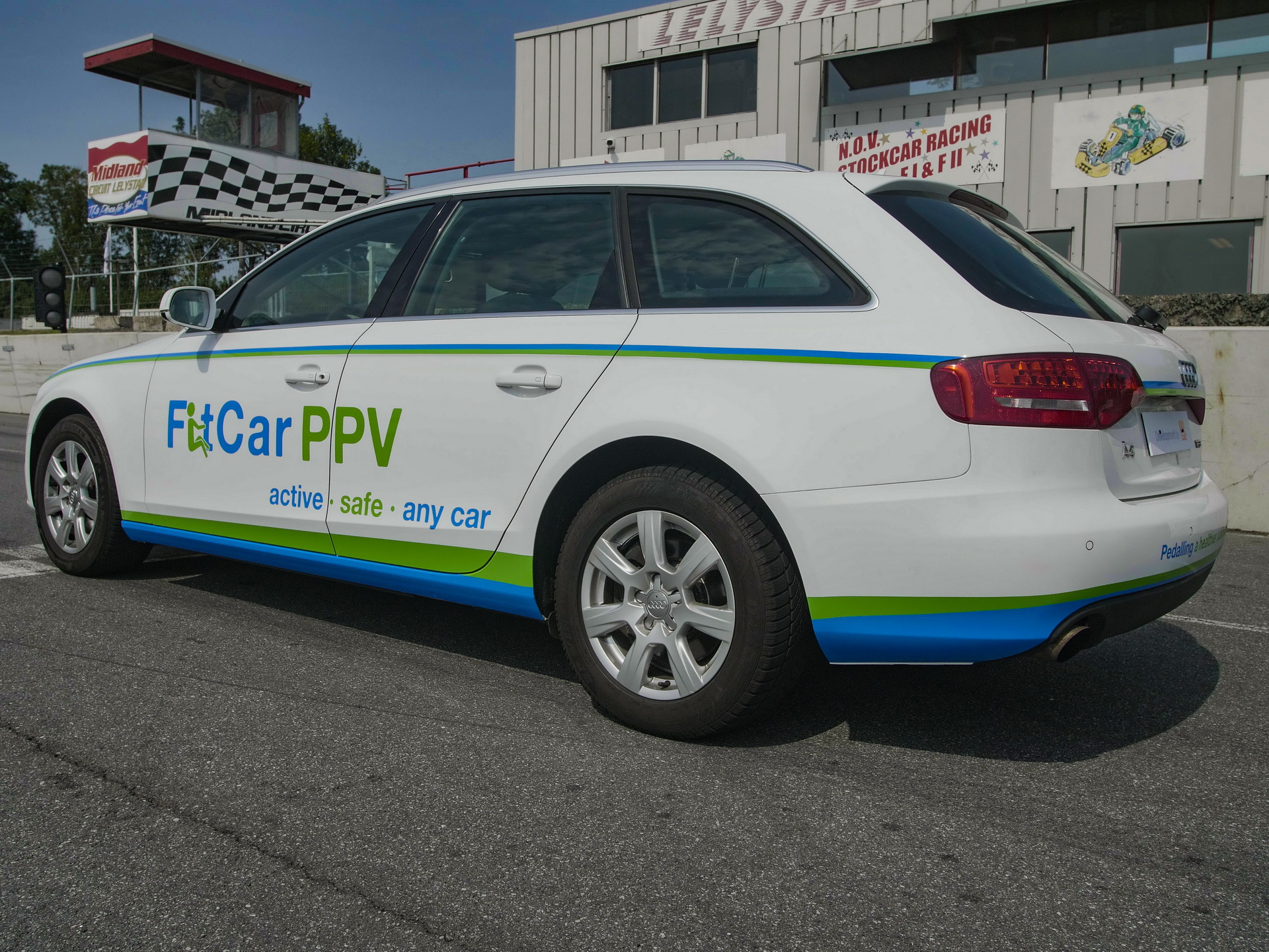 fitcar-ppv-calorie-burning-car-3 Pedal-Powered Audi A4 FitCar PPV Will Get You In Shape In No Time
