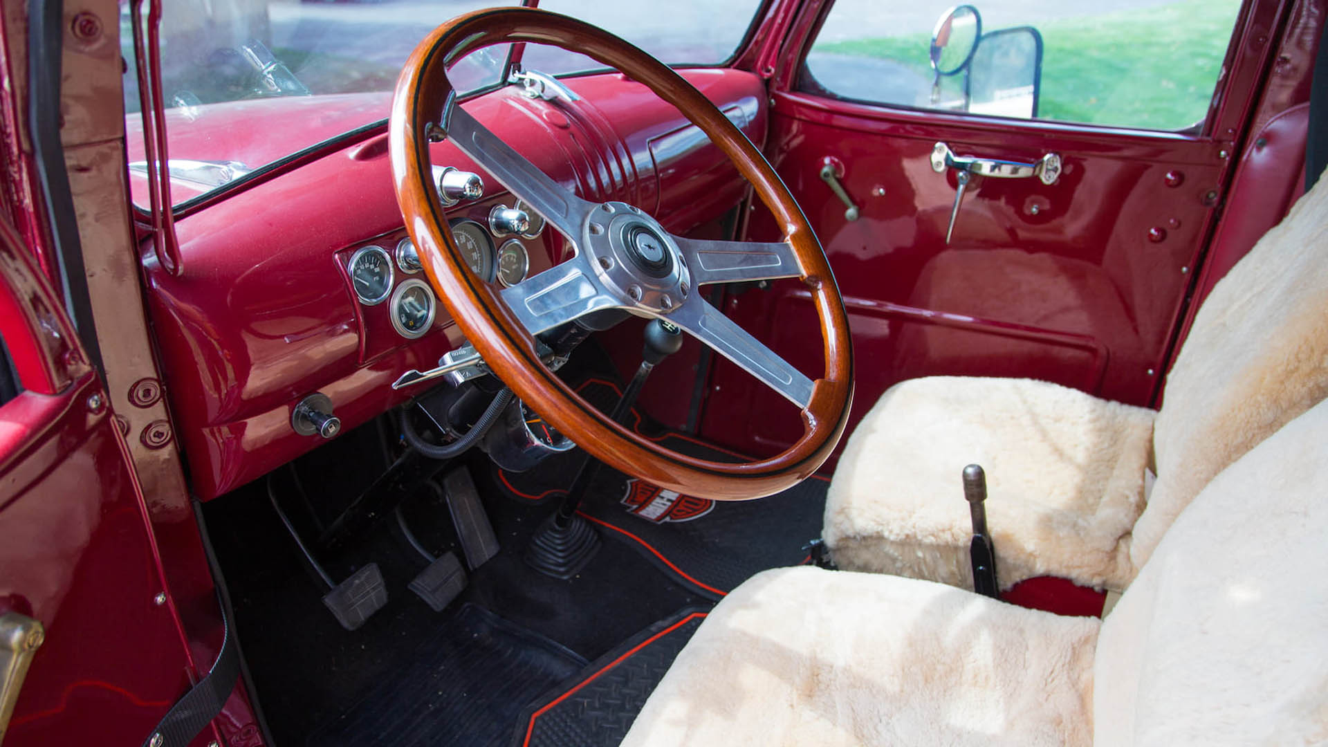 1942-Chevrolet-G-7117-camper-04 Overland In Classic Style With This ’42 Chevy Army Camper