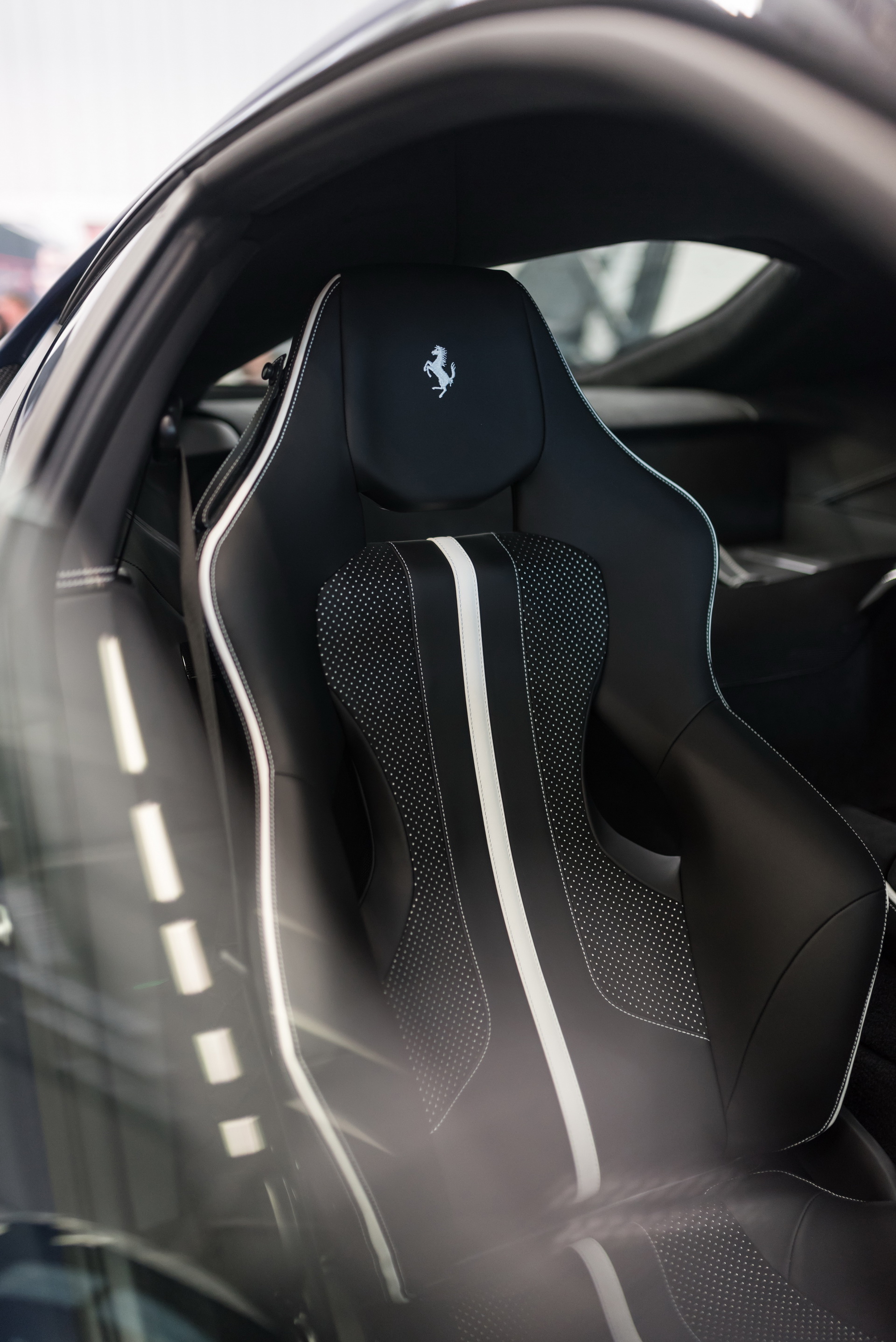 Ferrari-812-Superfast-06 Tailored Ferrari 812 Superfast Pays Homage To Iconic 250 SWB