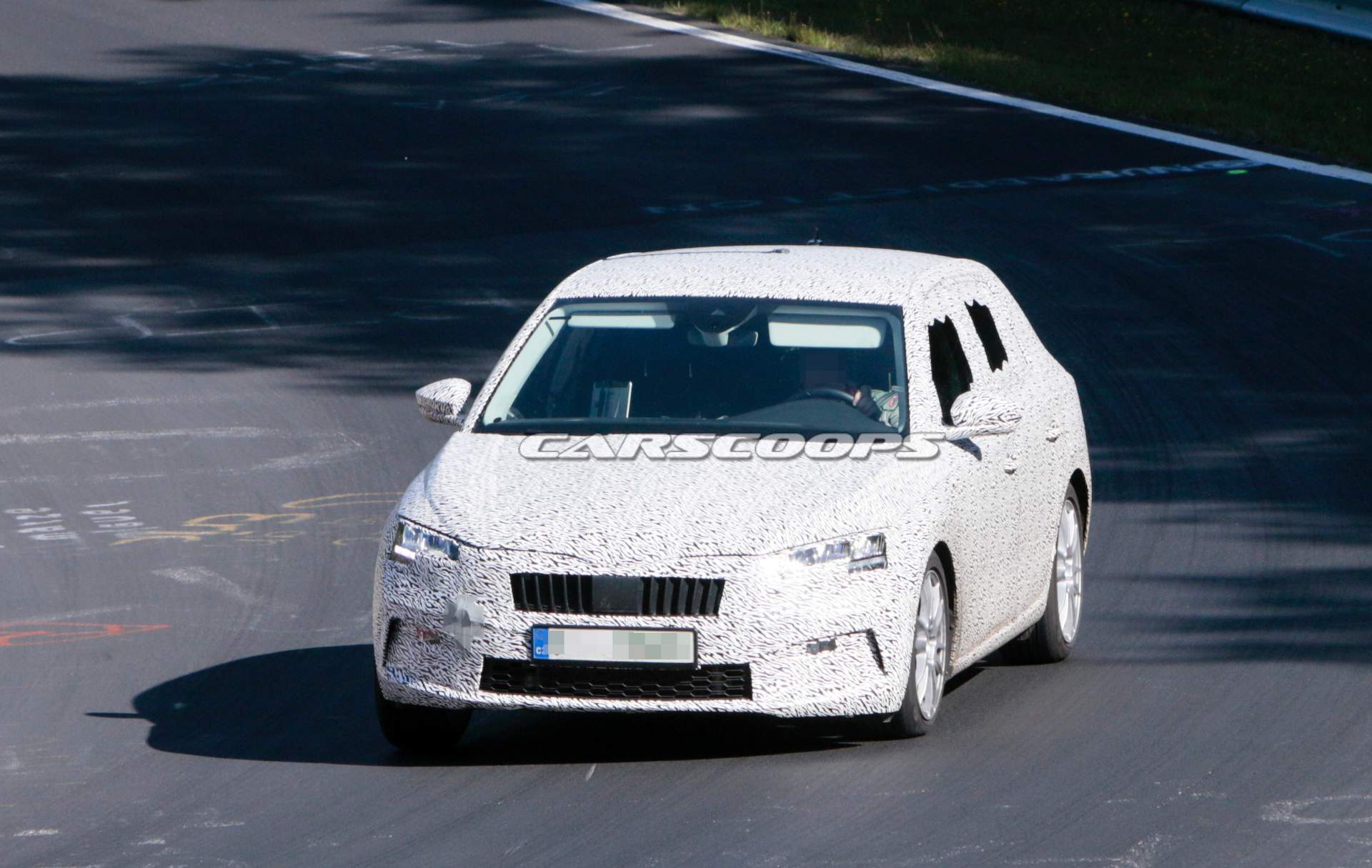 2019-Skoda-Rapid-Spaceback-spy-shots-39 2019 Skoda Rapid Spaceback Makes Spy Debut At The Nürburgring