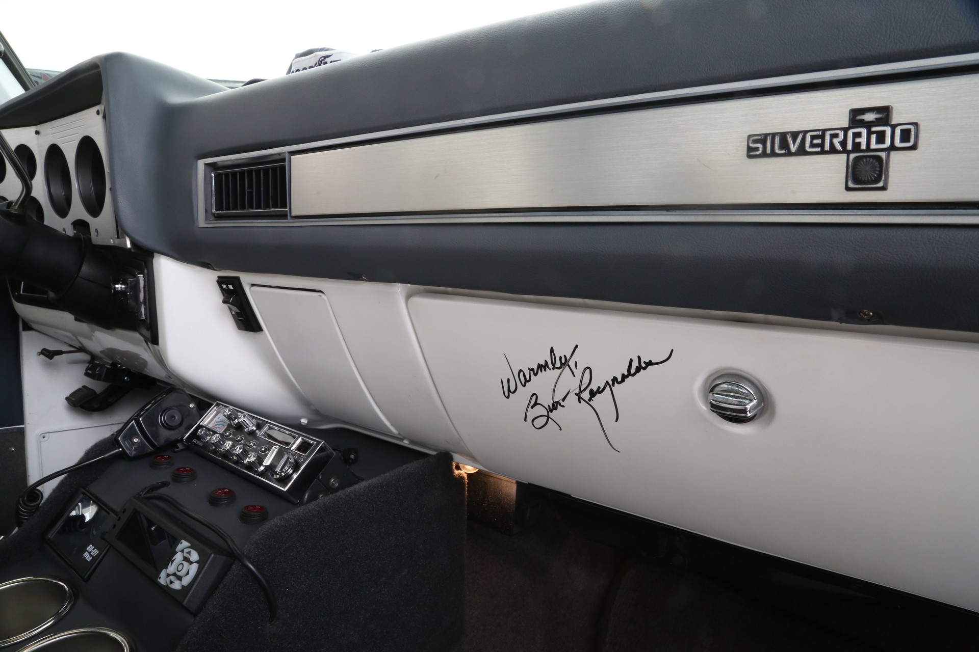 Burt Reynolds Auction-27 Burt Reynolds’ 1978 Pontiac Firebird Trans Am Is Going Up For Auction